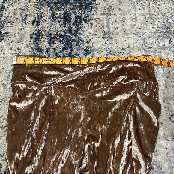 Fabletics Teddy Brown Crushed Velour Crossover Leggings Size XL - Picture 6 of 8